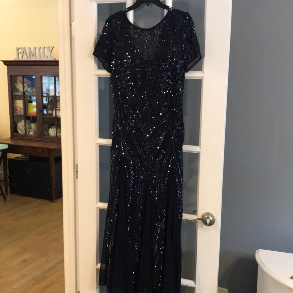 New- Elegant Formal Dress